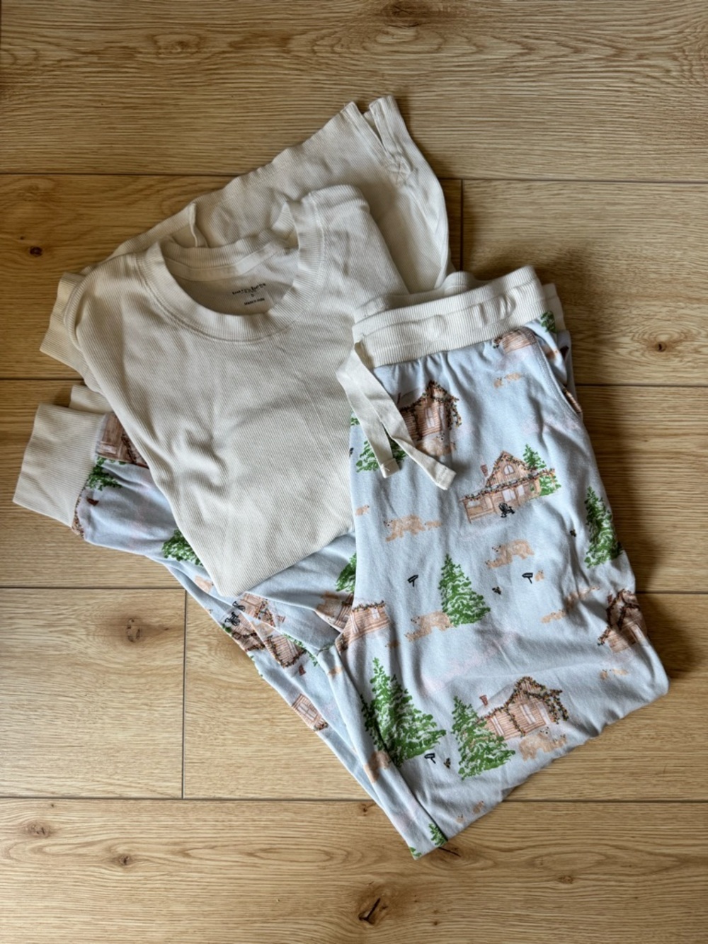 Burt’s Bees Baby | adult matching Christmas pajamas size small women’s